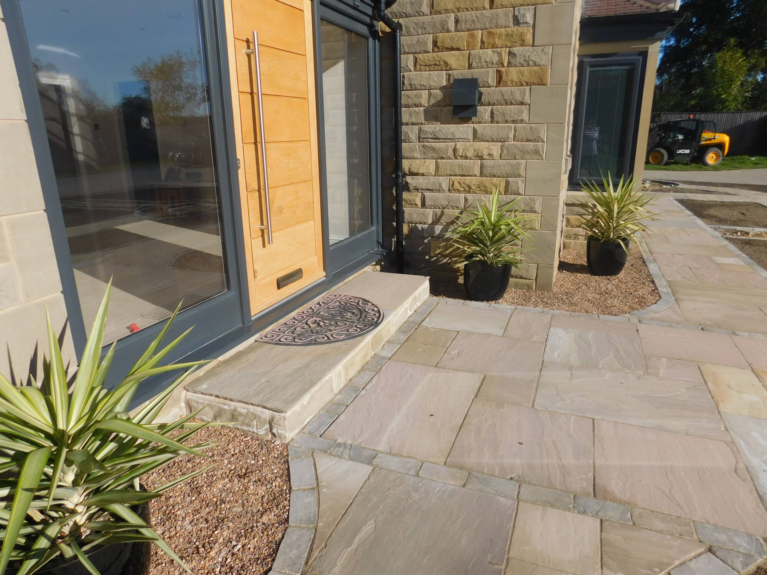 Classic Sandstone Design Touches